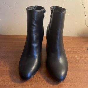 Madden Girl Black Ankle Booties with Moderate Heel